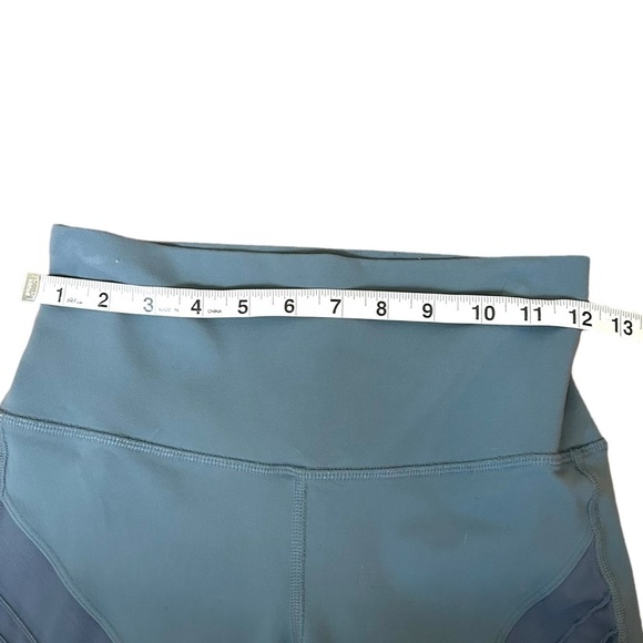 Alo Yoga Ultimate Mesh High Waist Moto Leggings - Picture 10 of 12